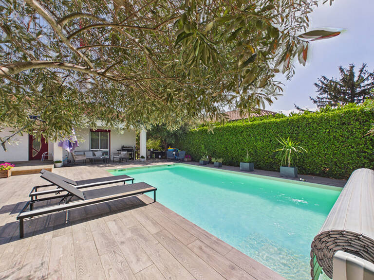 MAISON FAMILIALE DE 142 m² AVEC PISCINE et SOUS-SOL — photo 1