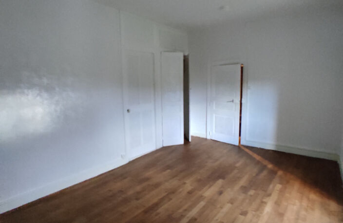 MAISON T4 AVEC JARDIN ET GARAGE — photo 5