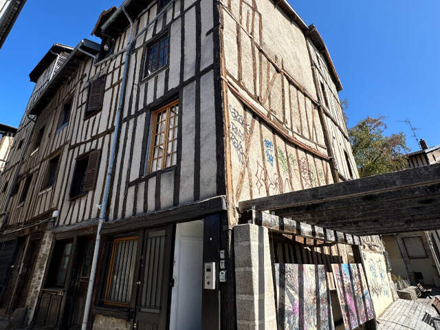 IMMEUBLE EN HYPER CENTRE — photo du bien