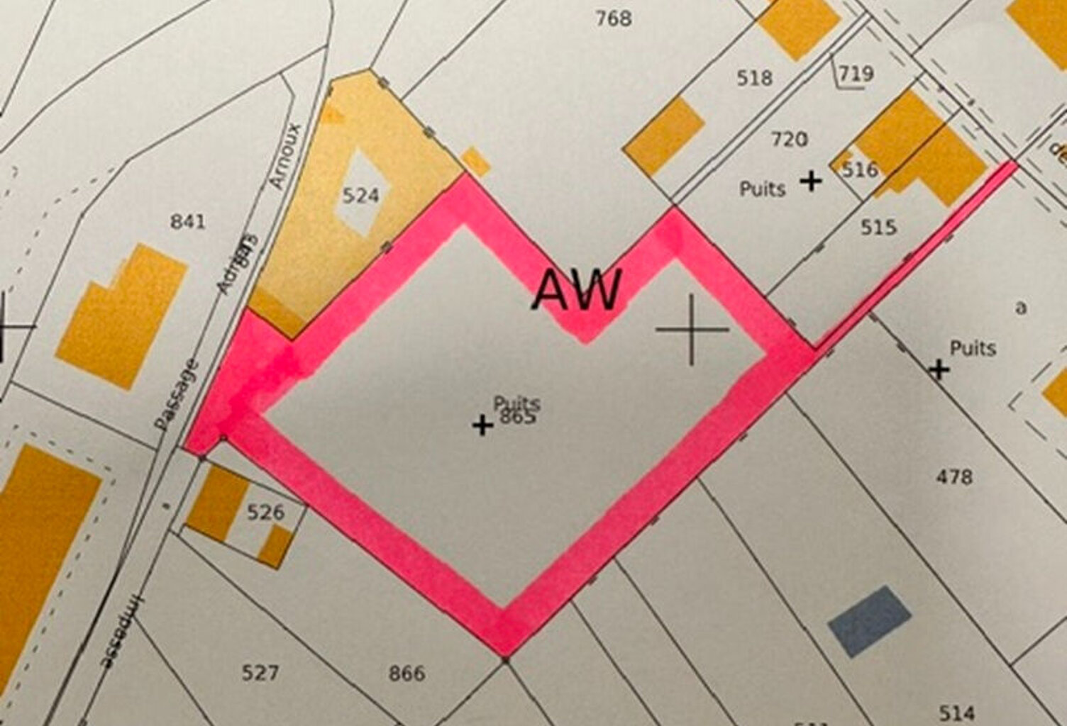Terrain à vendre à Aubigny-sur-Nère  3 352 m² — photo 1