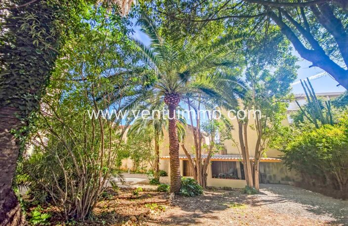 Au sein d' une propriété classée, superbe T3 avec jardin privati — photo 5