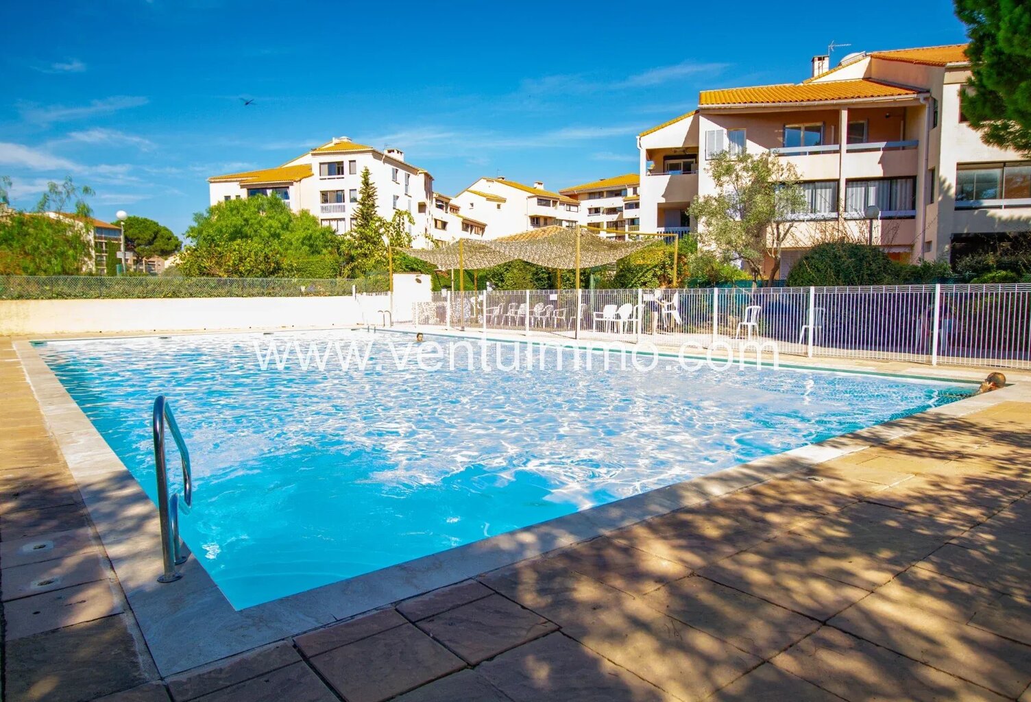 FRÉJUS Centre - TOURRACHE  Studio 27 m², piscine, tennis — photo 1