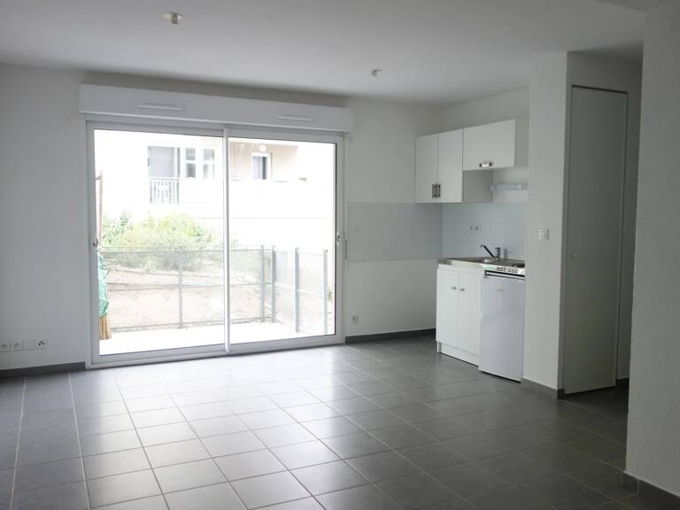 APPARTEMENT TYPE 1 A LOUER — photo 1
