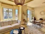NICE GAMBETTA – Élégant 3 Pièces Bourgeois en Étage Élevé avec B — photo 2