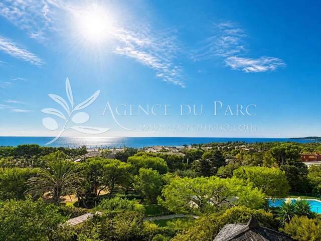 Superbe appartement 4 pièces avec vue mer à Villeneuve-Loubet — photo du bien