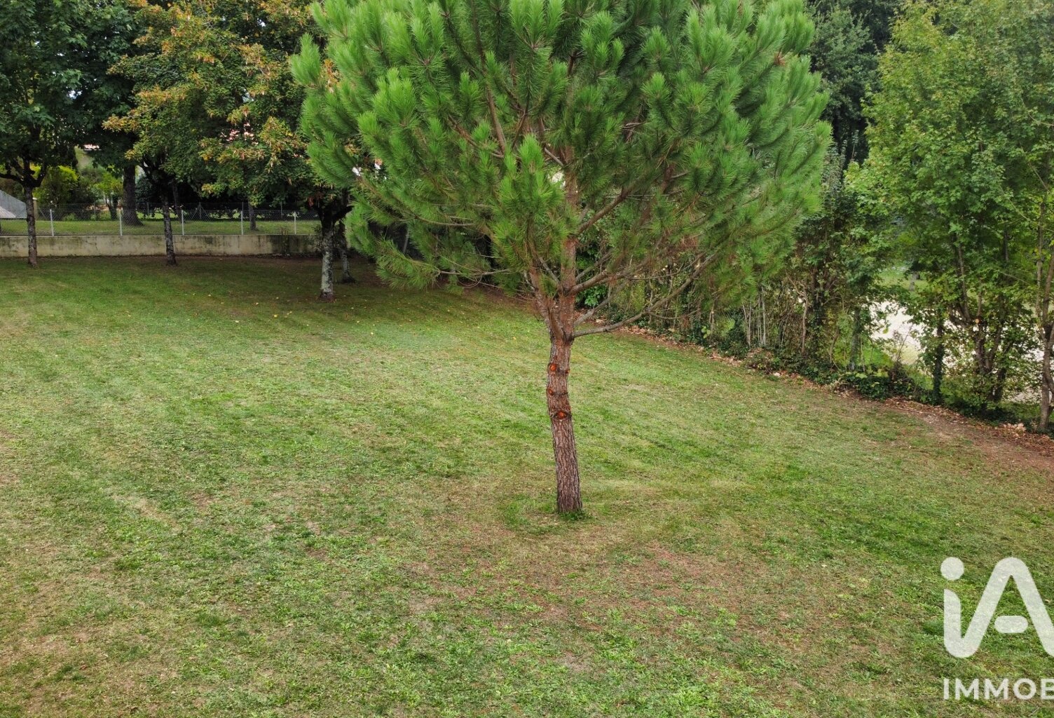 Vente Terrain à bâtir 898 m&sup2; — photo 1