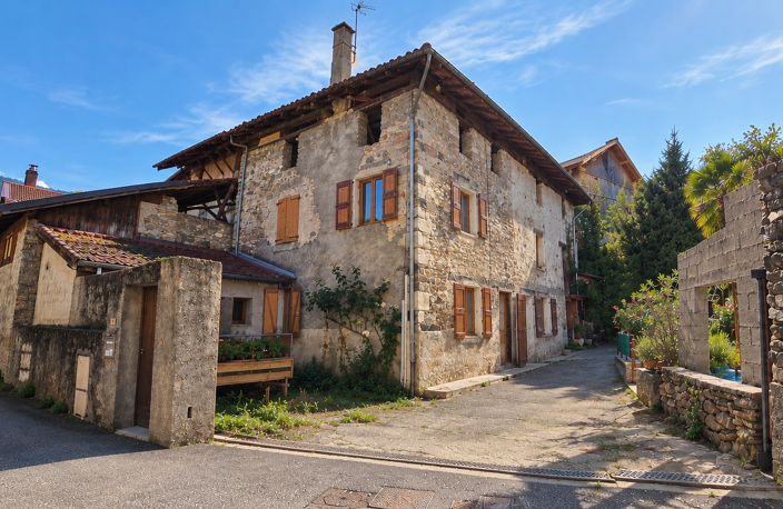Vente Maison de village 5 pièces — photo 2