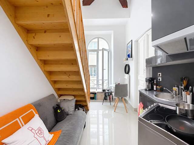 STUDIO DUPLEX MEUBLE - Quartier Masséna — photo du bien