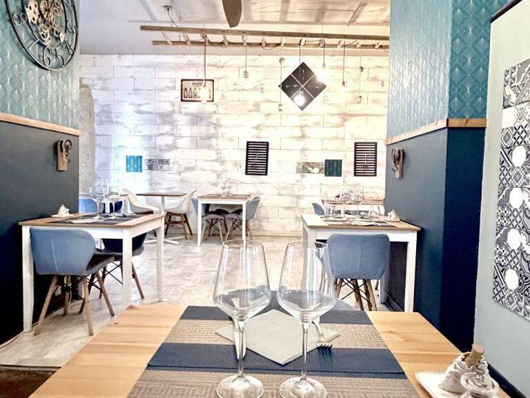 Vente Restaurant 65 m&sup2; — photo 1