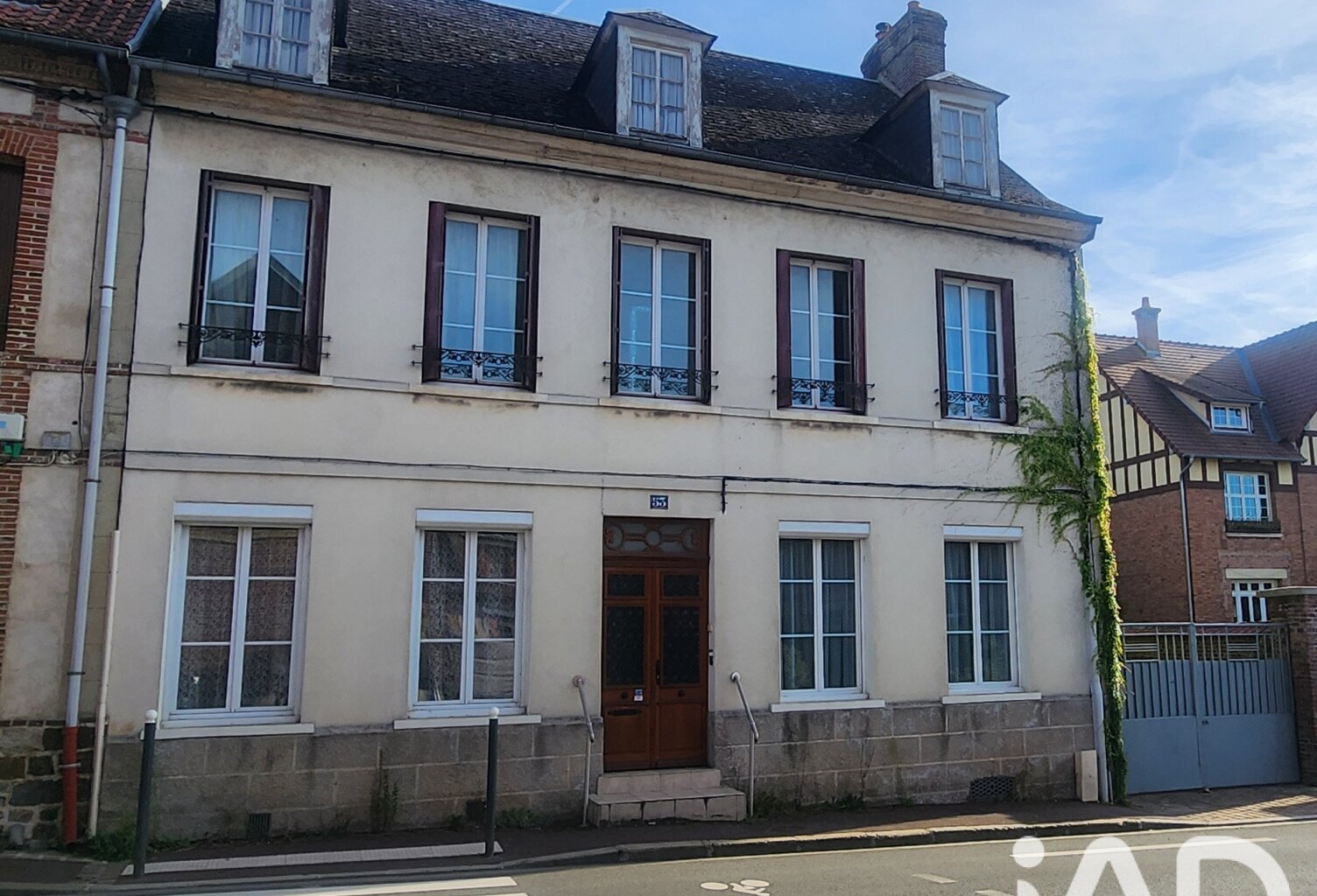 Vente Maison de ville 8 pièces — photo 1