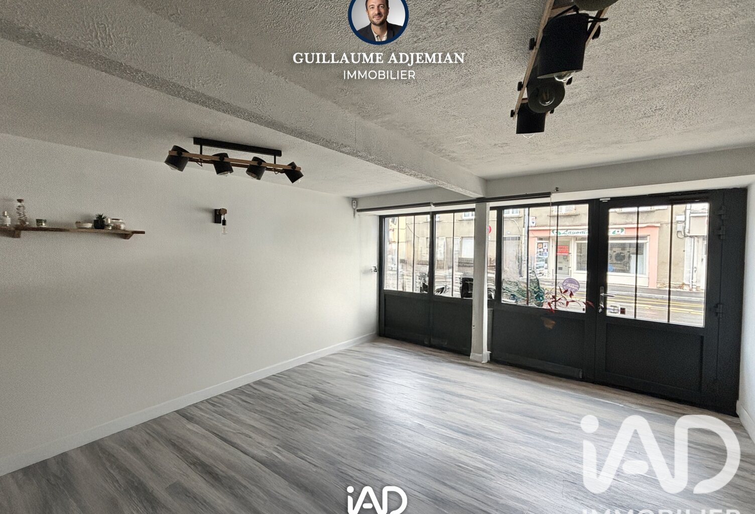 Vente Boutique/Local commercial 66 m&sup2; — photo 1
