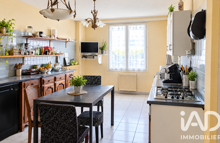 Vente Appartement 9 pièces — photo 2