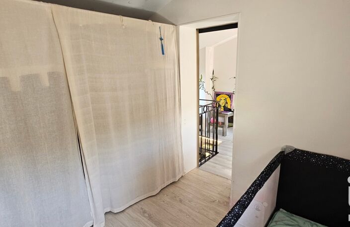 Vente Maison/villa 4 pièces — photo 2