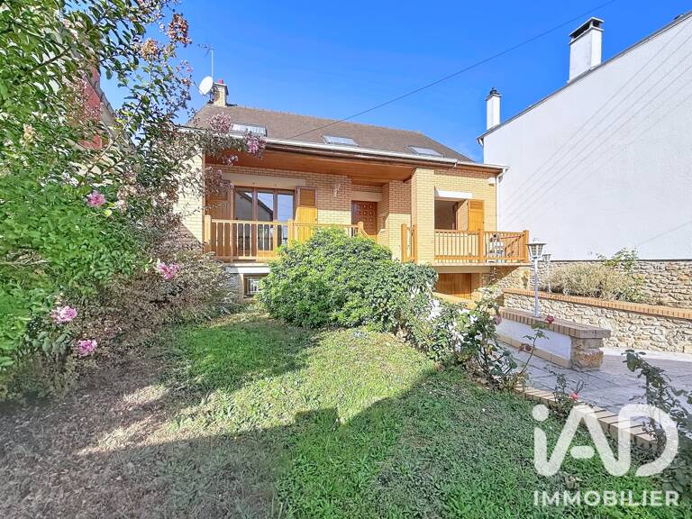Vente Maison/villa 9 pièces — photo 1