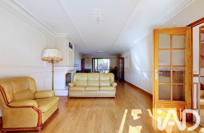 Vente Maison/villa 9 pièces — photo 3