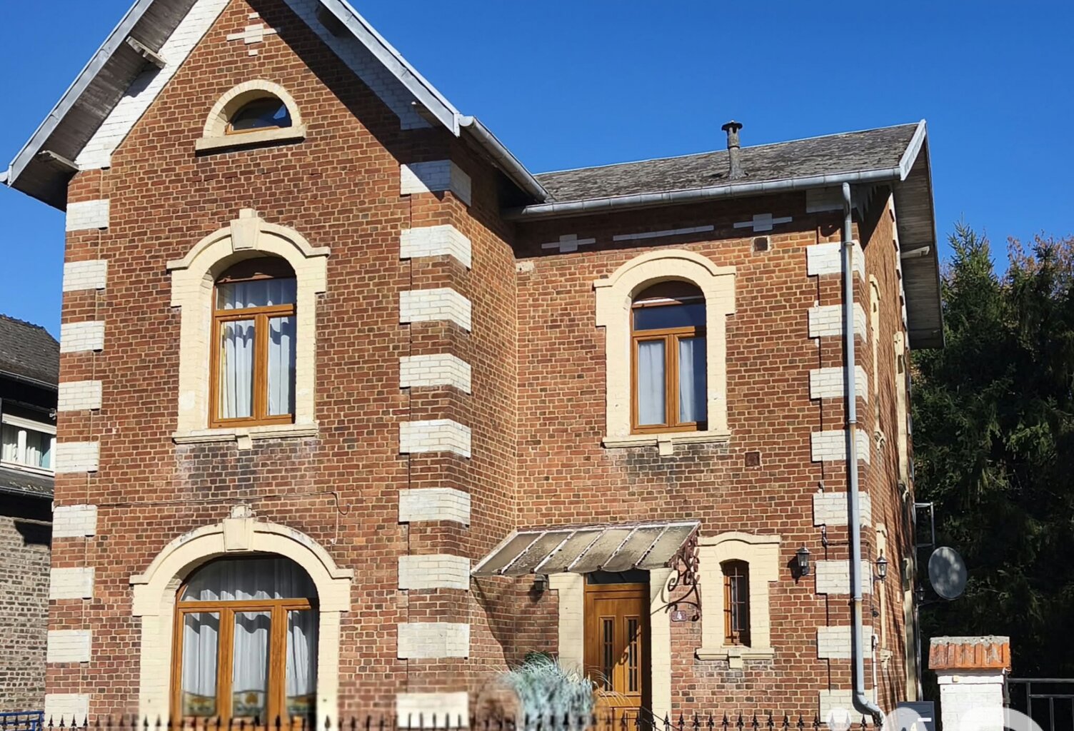 Vente Maison/villa 5 pièces — photo 1