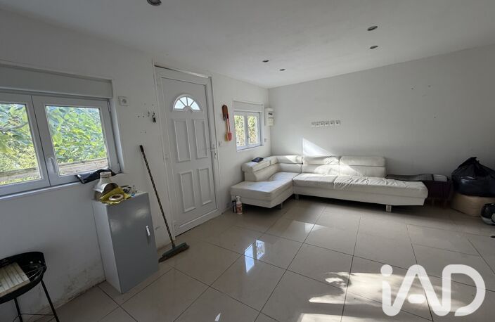 Vente Terrain 845 m&sup2; — photo 3