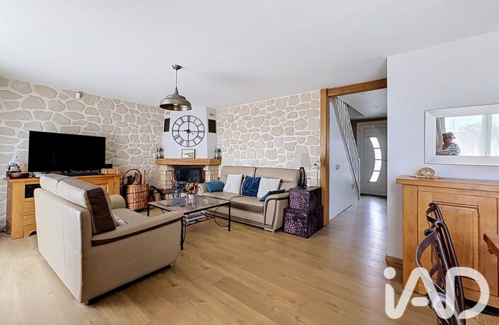Vente Maison/villa 5 pièces — photo 2