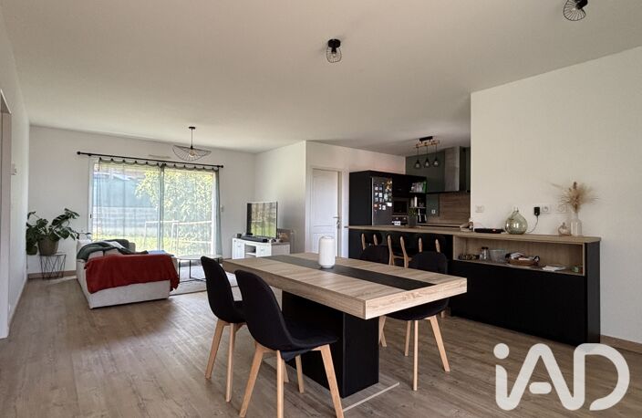 Vente Maison/villa 4 pièces — photo 2