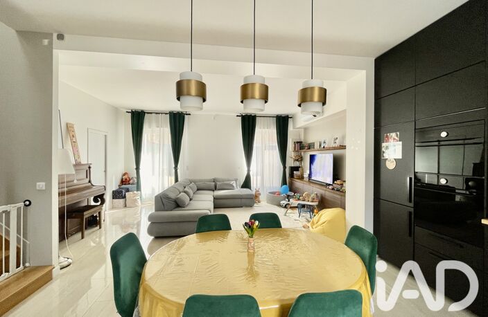 Vente Maison/villa 5 pièces — photo 2