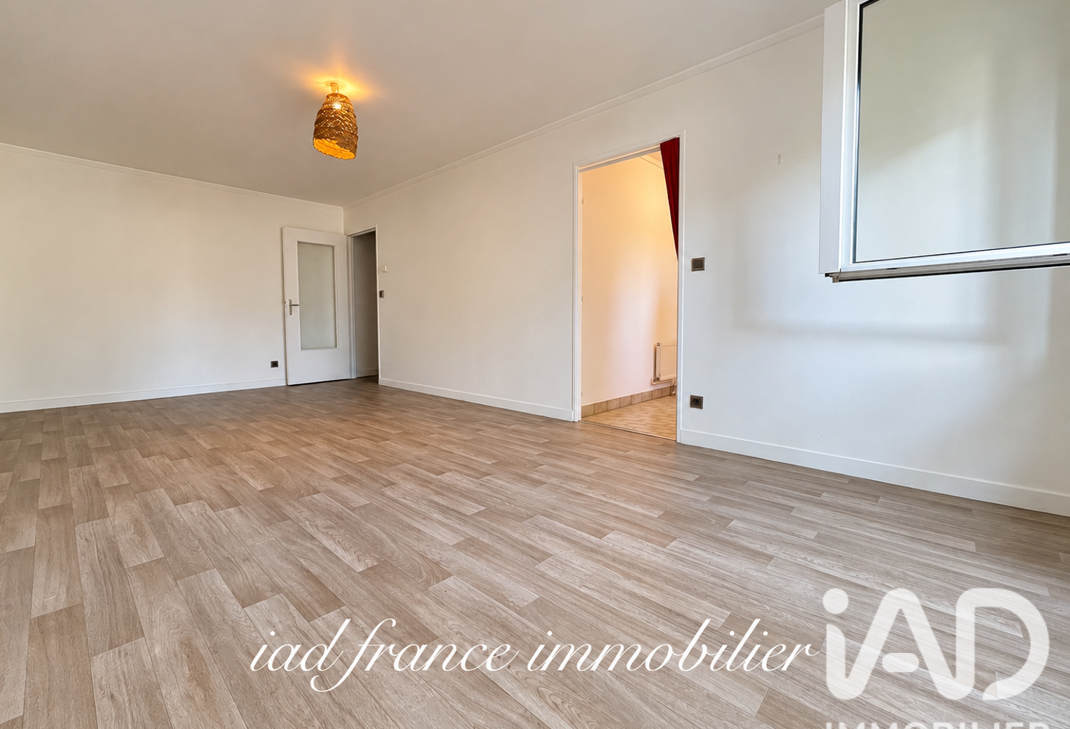 Vente Studio 1 pièce — photo 1