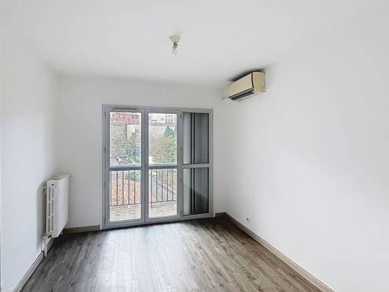 Location Appartement 4 pièces — photo 1