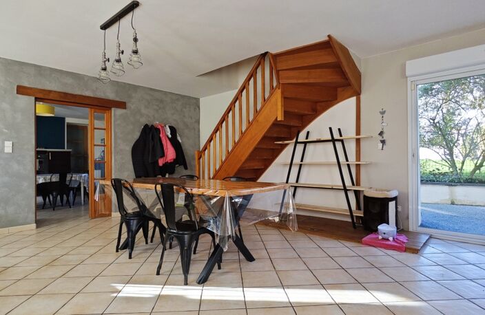 Vente Maison/villa 6 pièces — photo 3