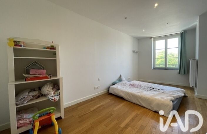 Location Appartement 5 pièces — photo 3