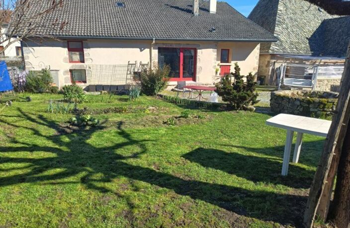 MAISON EN PIERRES  4 CHAMBRES JARDIN  DEPENDANCE DANS VILLAGE TOURISTIQUE — photo 5