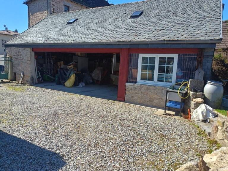 MAISON EN PIERRES  4 CHAMBRES JARDIN  DEPENDANCE DANS VILLAGE TOURISTIQUE — photo 1