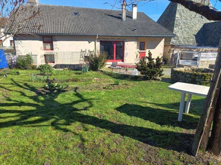MAISON EN PIERRES  4 CHAMBRES JARDIN  DEPENDANCE DANS VILLAGE TOURISTIQUE — photo 1