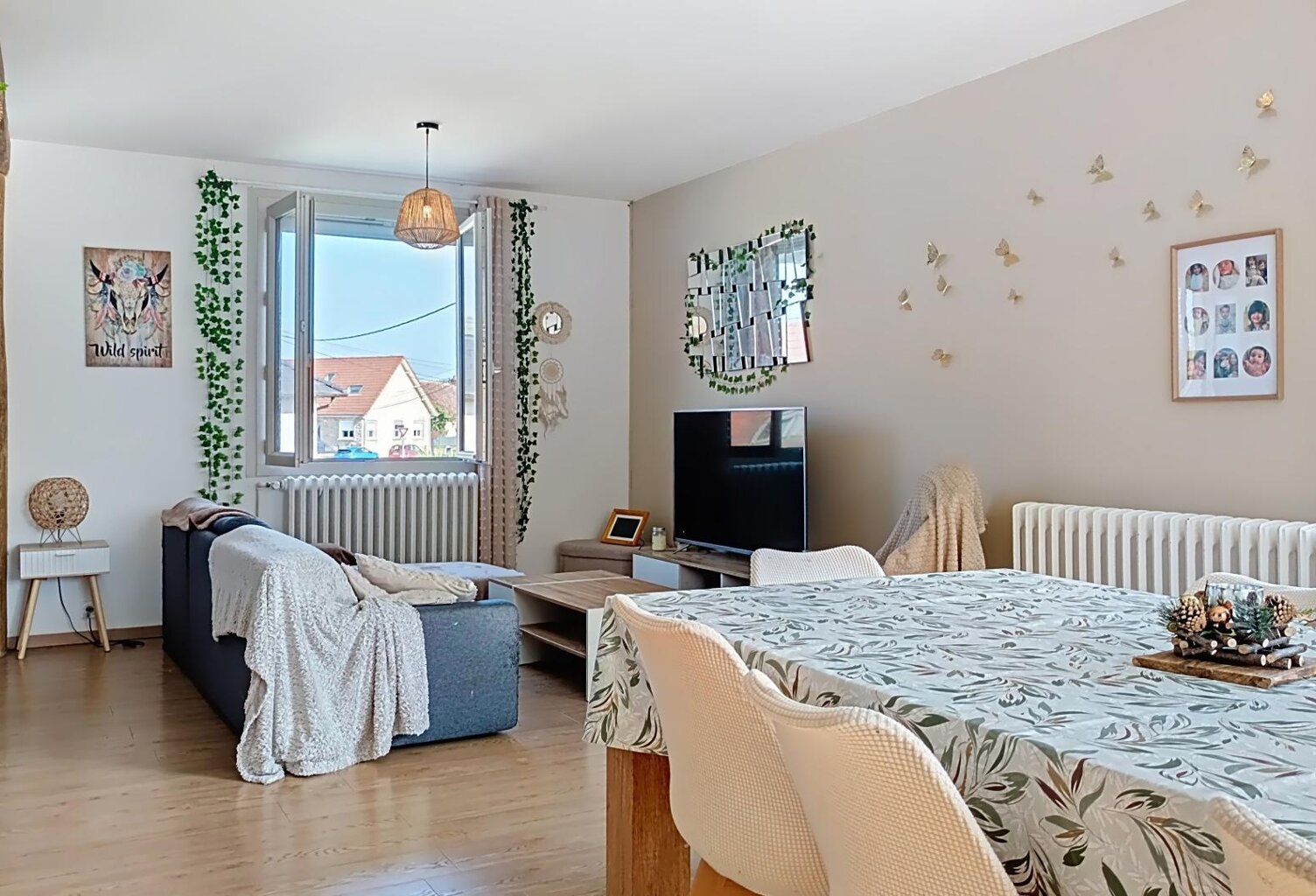 VARANGES - Maison avec jardin et sous-sol complet — photo 1