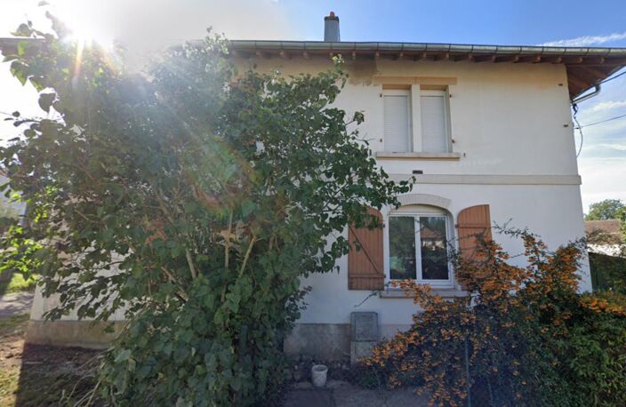 Ensemble immobilier composé de deux petites maisons Mitoyennes.Investiisement locatif intéressant — photo 3