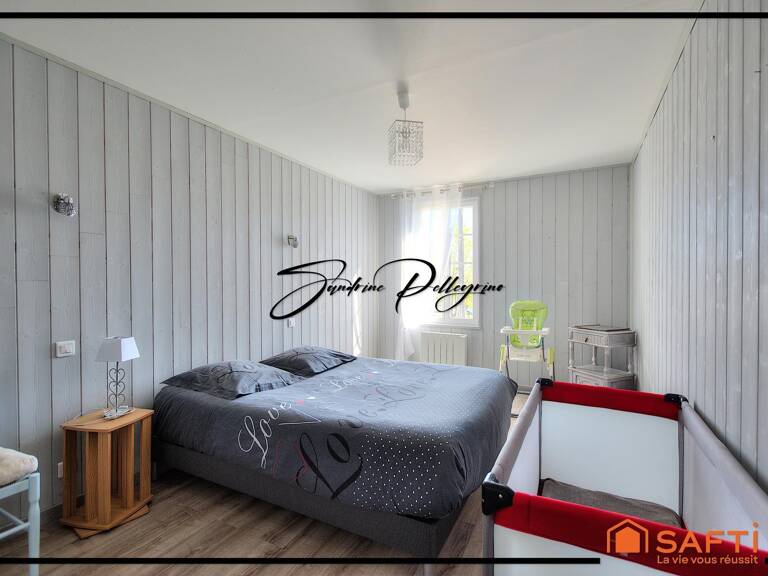 Propriété de 460 m2, 8 chambres. — photo 1