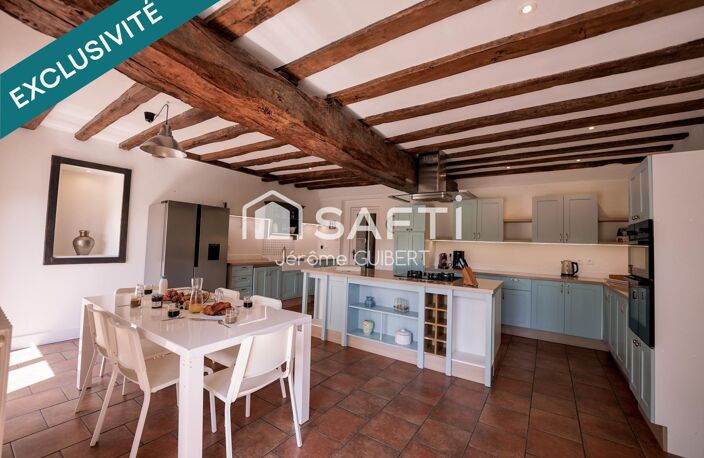 Magnifique propriété de charme avec deux maisons, piscine et dépendances  425 m² — photo 4