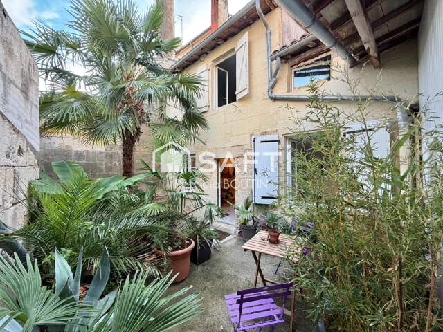 IMMEUBLE DE 5 LOGEMENTS + UNE COUR DANS LE CENTRE VILLE DE NIORT — photo du bien