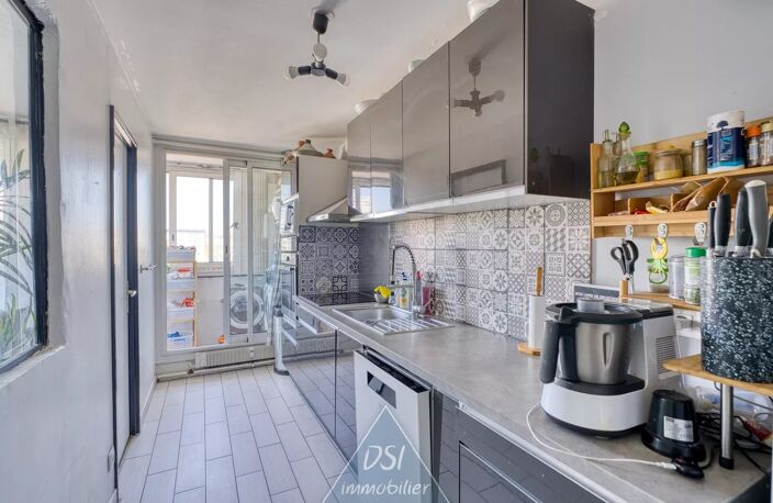 VILLEURBANNE CUSSET – À VISITER SANS TARDER – T3/T4 – 68 m² – 2 CHAMBRES + BUREAU/DRESSING – BALCONS – PARKING & CAVE – ASCENSEUR — photo 3