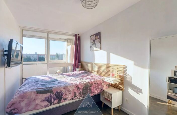 VILLEURBANNE CUSSET – À VISITER SANS TARDER – T3/T4 – 68 m² – 2 CHAMBRES + BUREAU/DRESSING – BALCONS – PARKING & CAVE – ASCENSEUR — photo 5