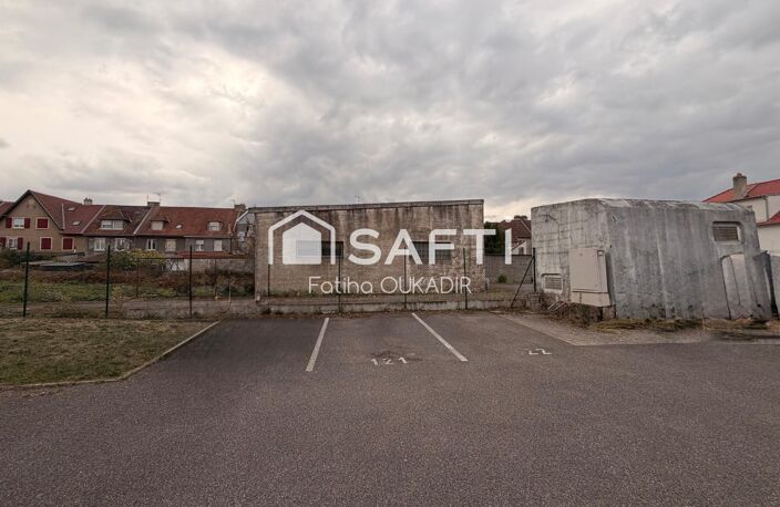TERVILLE  LOT DE 8 PLACES DE STATIONNEMENT SÉCURISÉES — photo 5