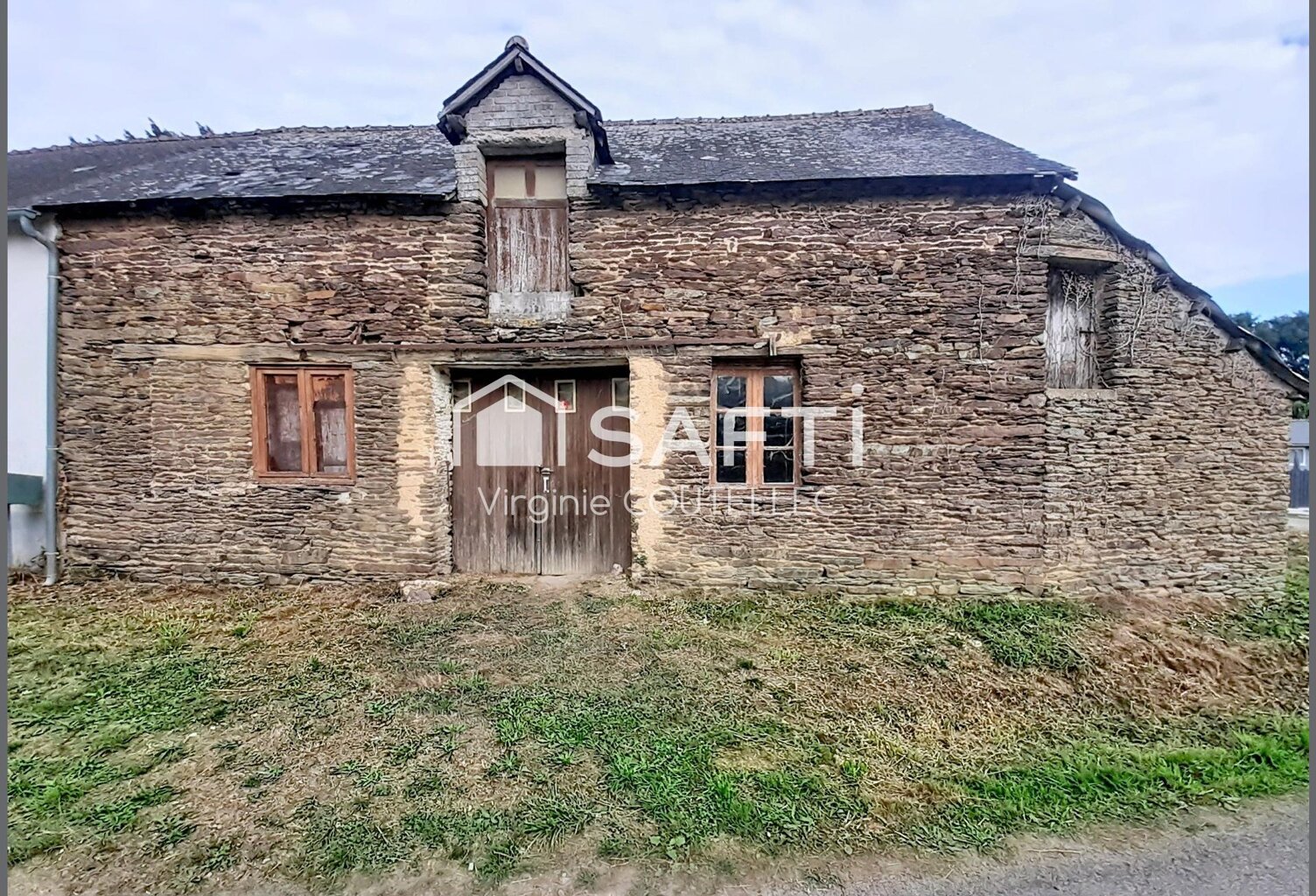 Maison en pierre à rénover entièrement — photo 1