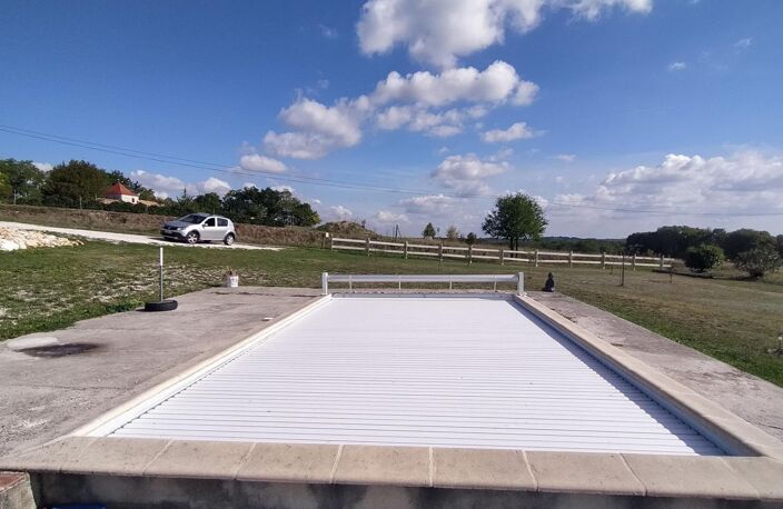 Maison moderne de plain-pied avec piscine — photo 3