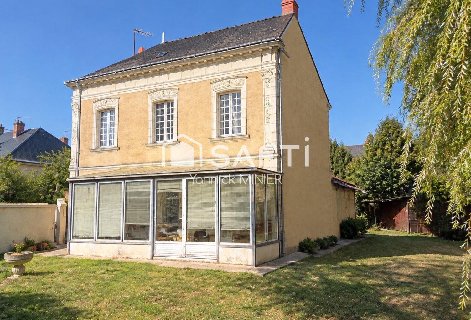 Maison ancienne au calme avec joli terrain clos — photo 1