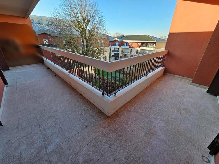 GAGNY CENTRE -  APPARTEMENT 3P LUMINEUX -TERRASSE — photo 1