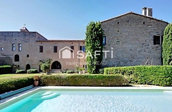 CHATEAU MEDIEVAL RENOVE 730M2 / Gîtes / Piscine / 2Ha de terrain — photo 2