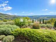 07140 : Villa avec piscine et vue panoramique sur une terrain de 5825m² — photo 4