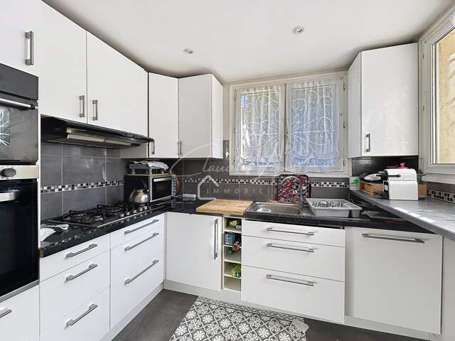 MAISON FAMILIALE A FORT POTENTIEL - 6 CHAMBRES — photo du bien
