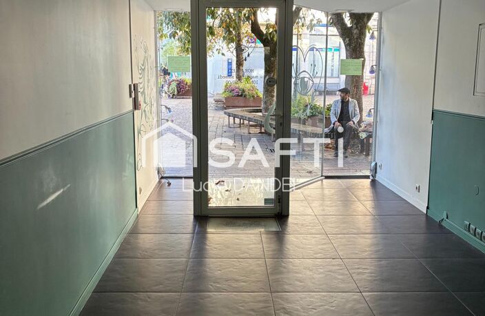Local commercial à louer de 56m²- Centre ville — photo 2