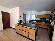 Maison de plain pied de 200 m² comprenant de habitations sur 12 000 m² (terrain agricole) — photo 4