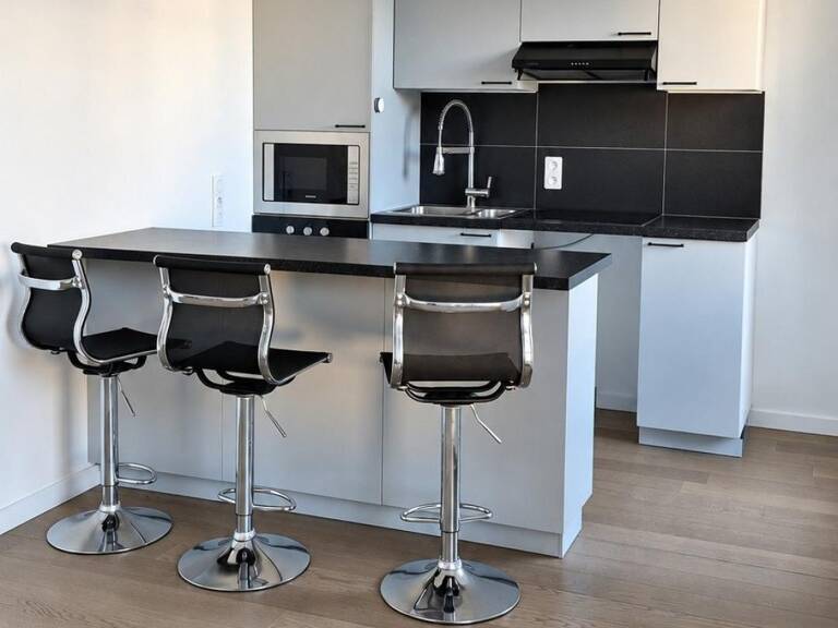 Studio 26 m² avec balcon et place de parking — photo 1