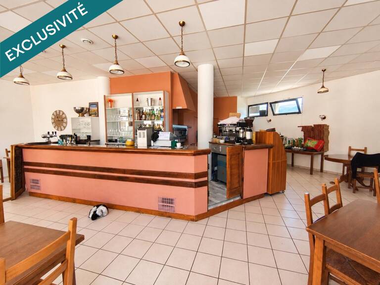 Pizzeria à Gresse-en-Vercors  Murs et fonds de commerce — photo 1